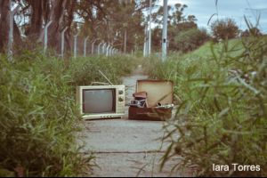 'TALLER DE FOTOGRAFÍA Y LENGUAJES COMBINADOS TALLER DE FOTOGRAFÍA Y LENGUAJES COMBINADOS